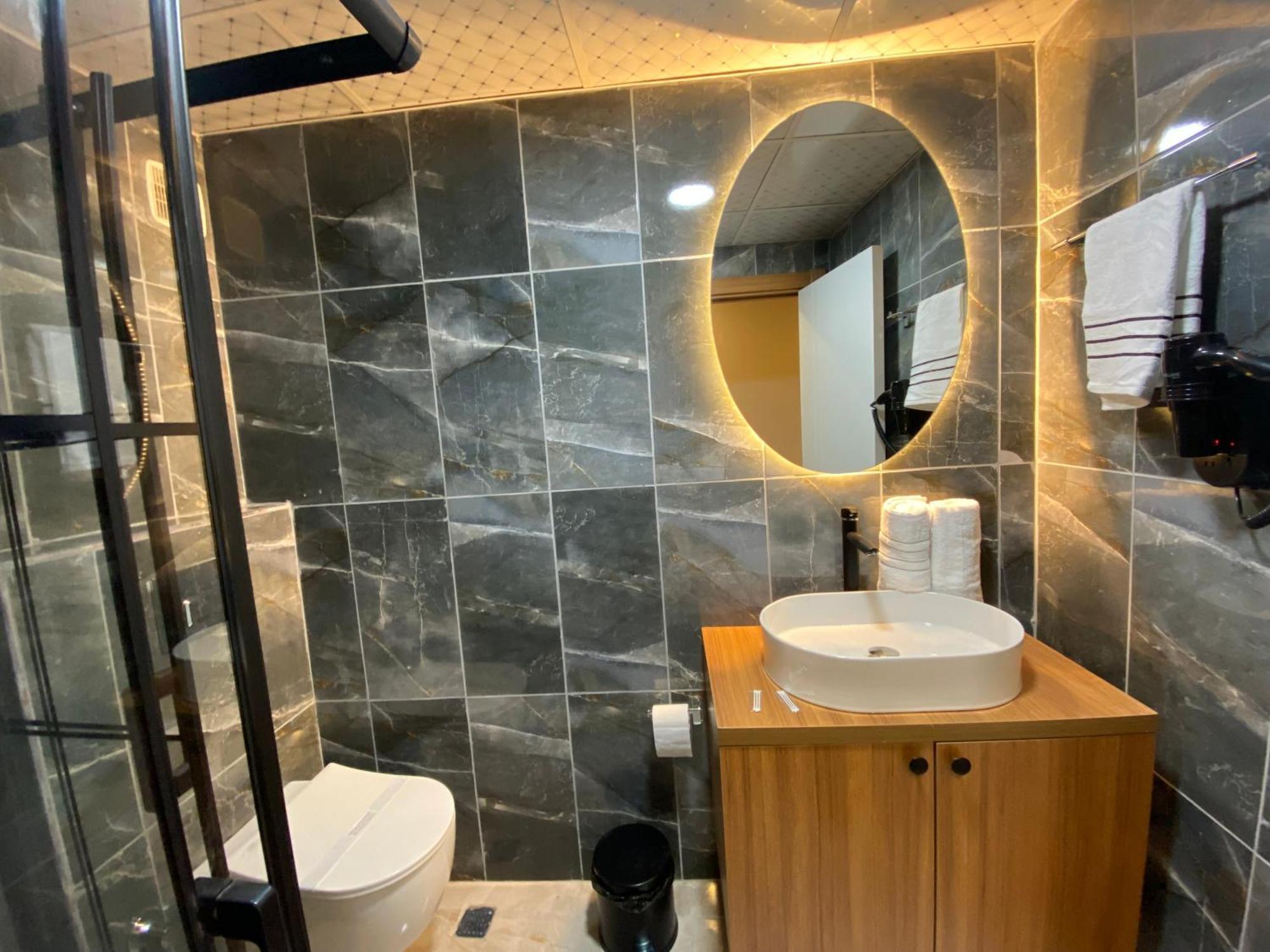 Besiktas Vip Inn Hotel & Suites Istanbul Exterior photo