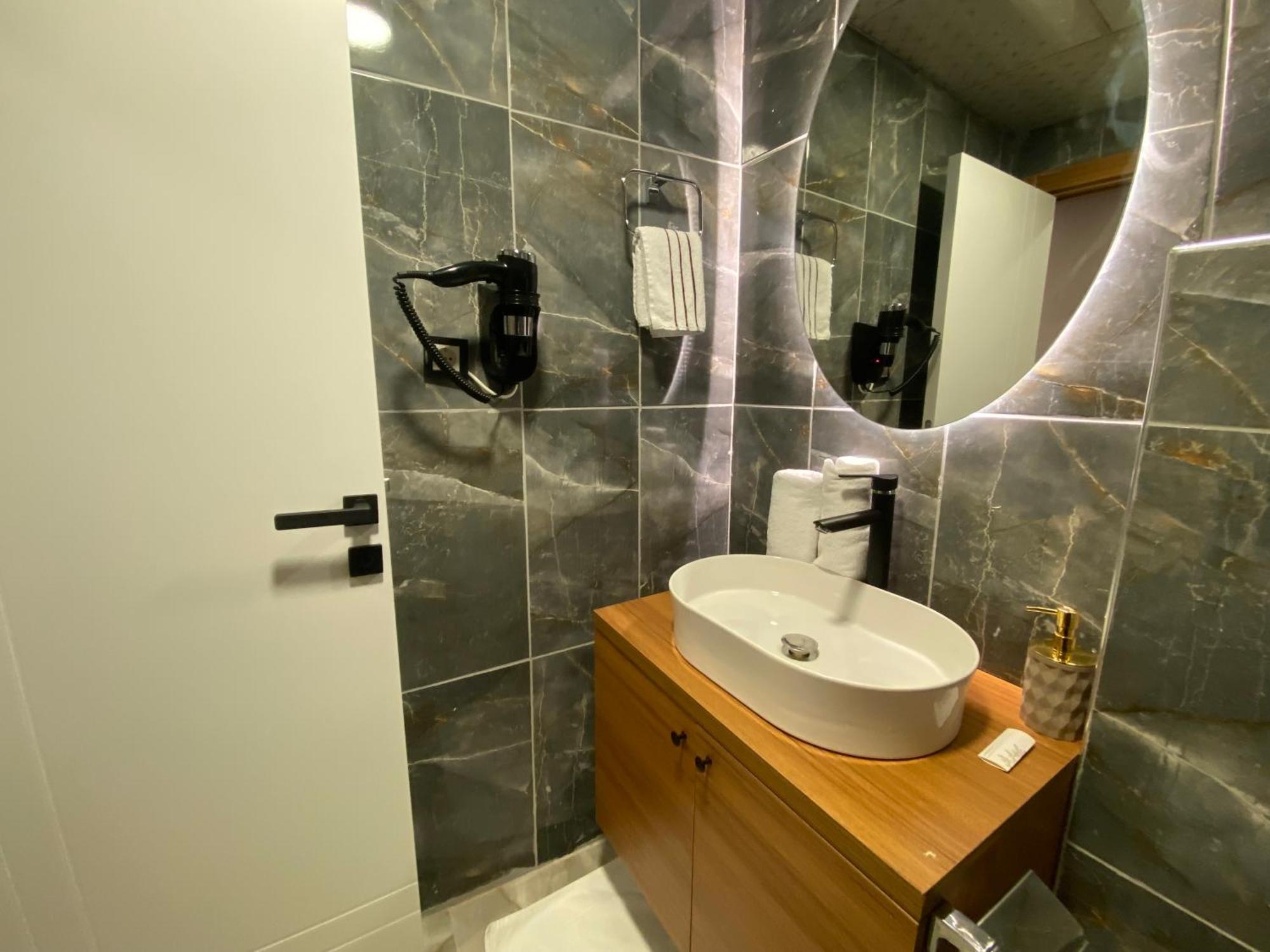 Besiktas Vip Inn Hotel & Suites Istanbul Exterior photo